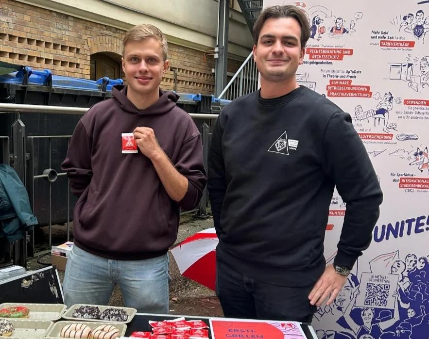 Die IG Metall heißt alle neuen Studis herzlich Willkommen am Campus! 