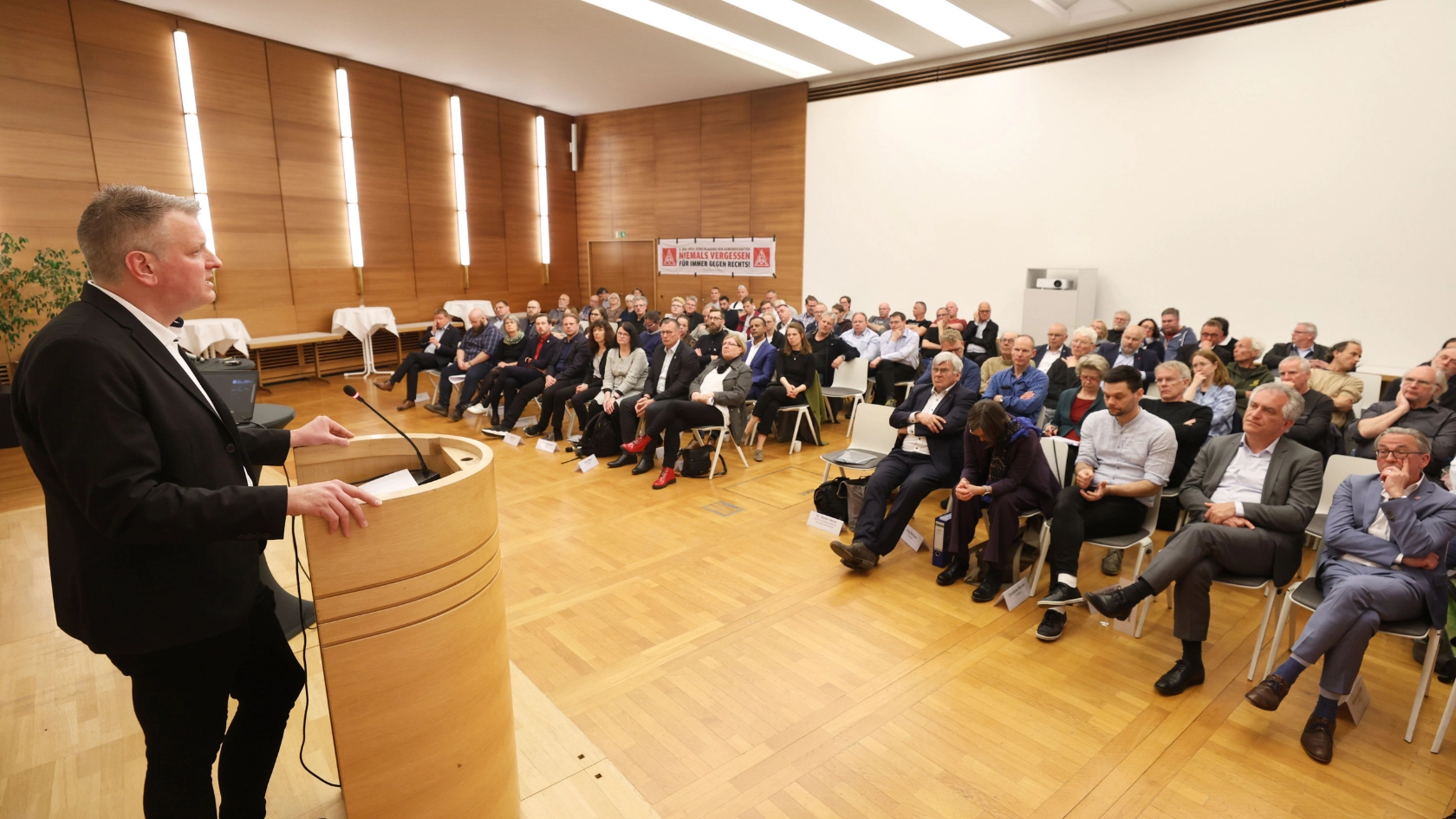 Nie wieder: Am Schwarzen Dienstag zerschlagen Nazis die Gewerkschaften