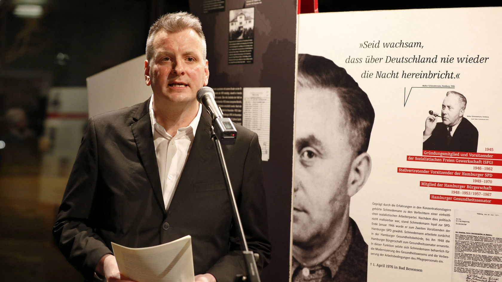 Dr. Stefan Heinz berichtete über die Entstehungsgeschichte der Alwin Brandes-Biografie. 