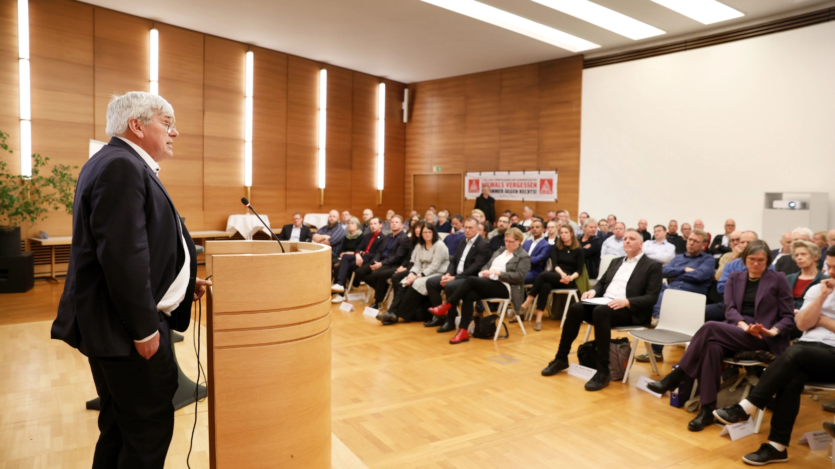 Nie wieder: Am Schwarzen Dienstag zerschlagen Nazis die Gewerkschaften