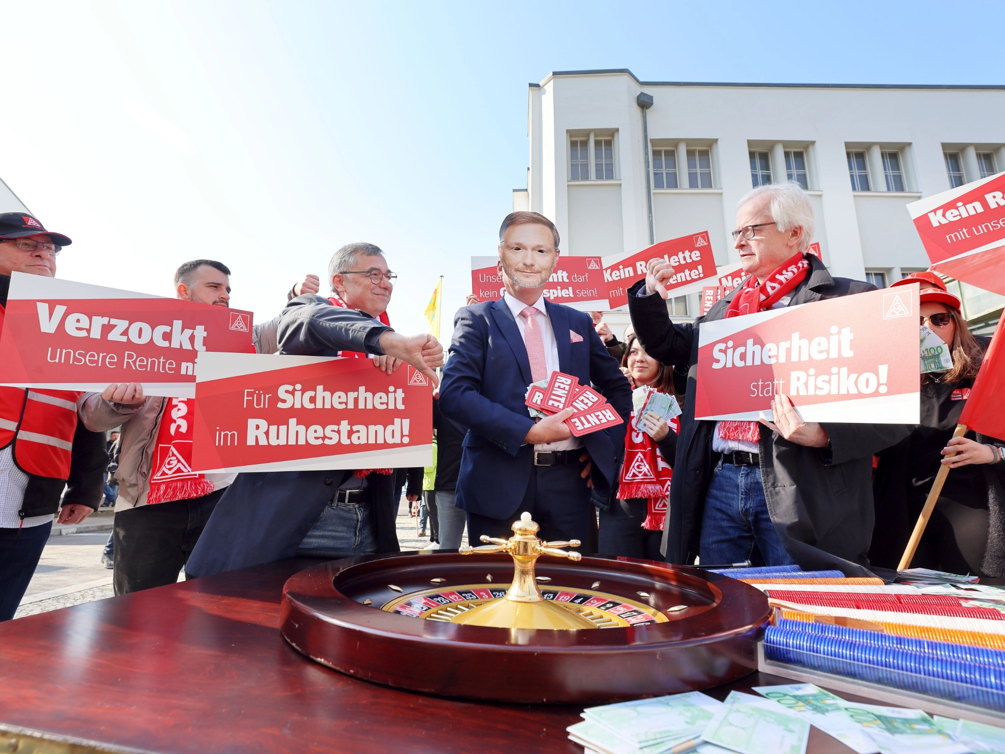 Verzockt unsere Rente nicht! IG Metall Demonstriert gegen die Aktienrente.