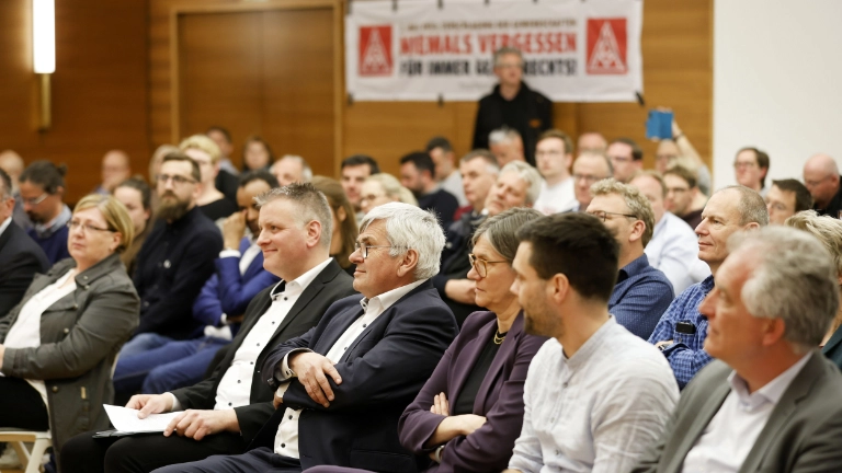 Nie wieder: Am Schwarzen Dienstag zerschlagen Nazis die Gewerkschaften